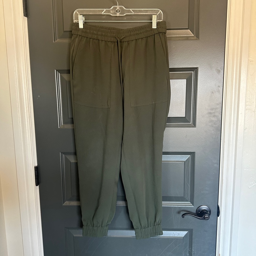 Ann Taylor dress joggers - small